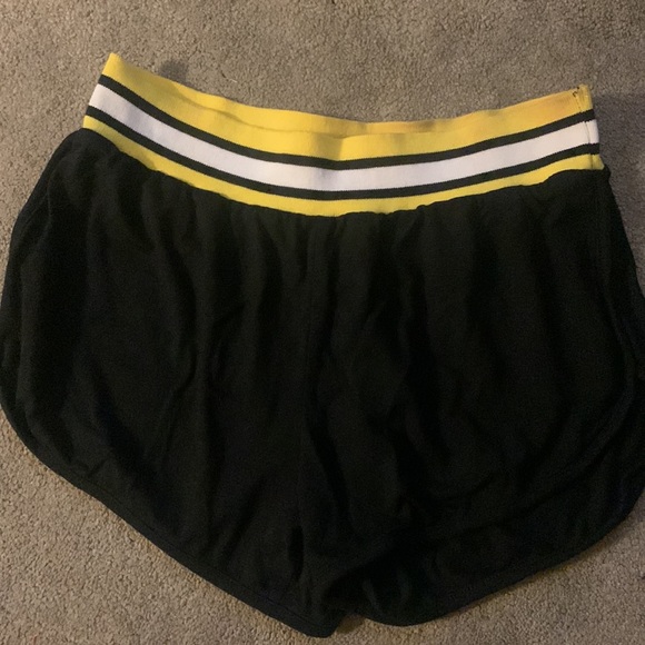 Fashion Nova two piece set - Picture 3 of 3